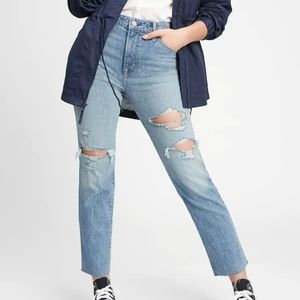 Gap Mid Rise Universal Slim Boyfriend Jeans with Washwell NWT